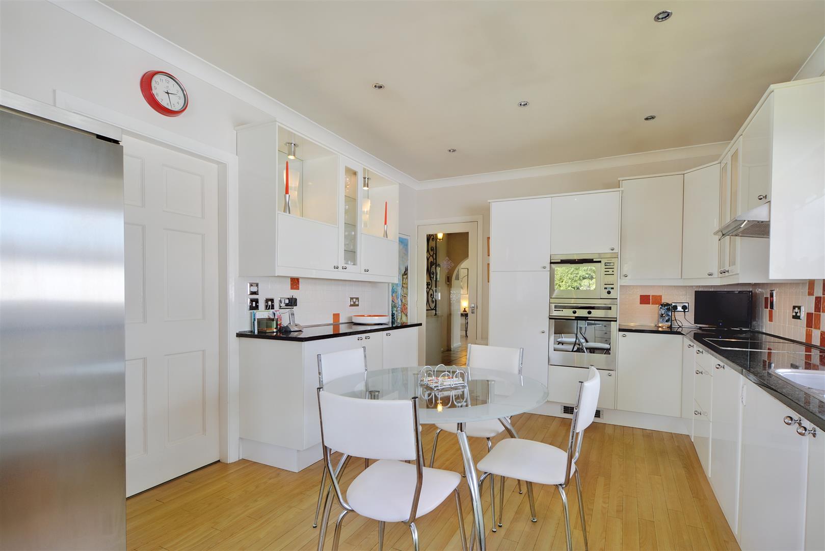 Claremont Avenue, Bramcote, Nottingham Robert Ellis Estate Agents